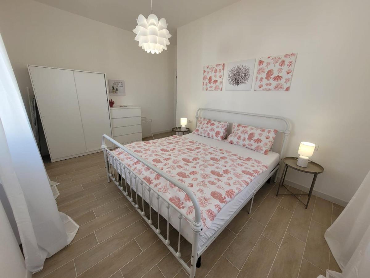 Appartamento Demetrio 50M Mare & Shopping Лидо Марини Екстериор снимка